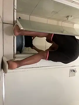 Snapshot of fitsexyman chatting on November 13, 2025, 11:58 am fitsexyman online show from November 13, 2025, 11:58 am