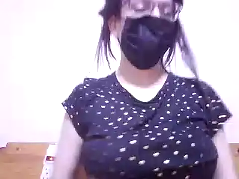 Snapshot of Ladyetcetera chatting on November 18, 2025, 11:37 pm Ladyetcetera online show from November 18, 2025, 11:37 pm