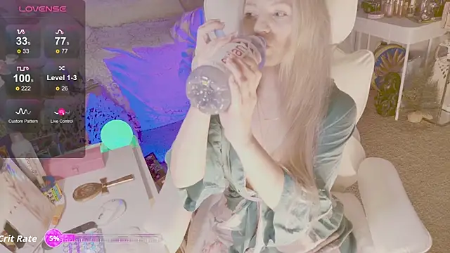 Snapshot of Talulaa chatting on January 12, 2026, 8:36 pm Talulaa online show from January 12, 2026, 8:36 pm