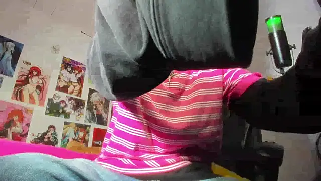 LovexJuxn  online show from November 27, 2025, 3:12 pm