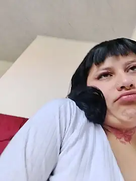 Snapshot of Eva_Clark01 chatting on December 17, 2025, 12:32 pm Eva Clark01 online show from December 17, 2025, 12:32 pm