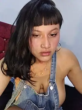 Snapshot of Eva_Clark01 chatting on November 18, 2025, 11:15 pm Eva Clark01 online show from November 18, 2025, 11:15 pm