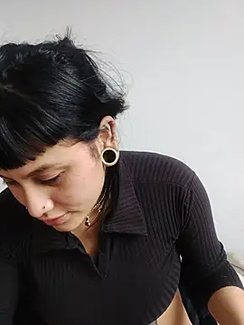 Snapshot of Eva_Clark01 chatting on November 30, 2025, 3:13 pm Eva Clark01 online show from November 30, 2025, 3:13 pm