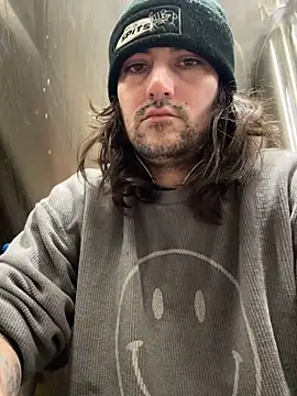 Snapshot of crashnasty chatting on October 27, 2025, 3:46 pm crashnasty online show from October 27, 2025, 3:46 pm