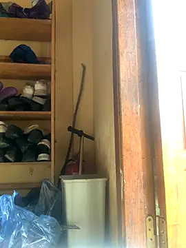 Snapshot of tuyetnhi-00 chatting on September 10, 2025, 3:05 am tuyetnhi-00 online show from September 10, 2025, 3:05 am