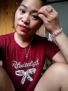 Snapshot of tuyetnhi-00 chatting on October 4, 2025, 12:45 am tuyetnhi-00 online show from October 4, 2025, 12:45 am