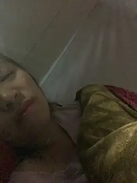 Snapshot of tuyetnhi-00 chatting on December 14, 2025, 10:04 pm tuyetnhi-00 online show from December 14, 2025, 10:04 pm