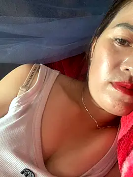 Snapshot of tuyetnhi-00 chatting on September 19, 2025, 1:53 am tuyetnhi-00 online show from September 19, 2025, 1:53 am