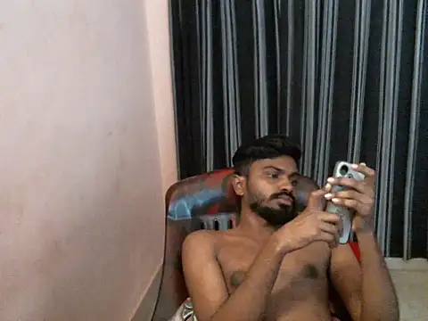 Snapshot of indianbighard21 chatting on June 15, 2026, 3:07 am indianbighard21 online show from June 15, 2026, 3:07 am