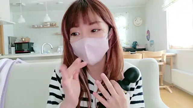 SUZU 1201 online show from February 21, 2026, 1:40 am