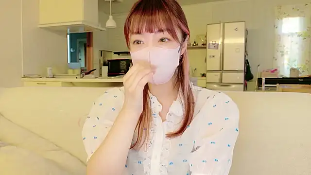 Snapshot of SUZU_1201 chatting on July 3, 2026, 7:20 pm SUZU 1201 online show from July 3, 2026, 7:20 pm