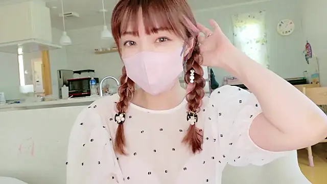 Snapshot of SUZU_1201 chatting on July 21, 2026, 4:03 am SUZU 1201 online show from July 21, 2026, 4:03 am