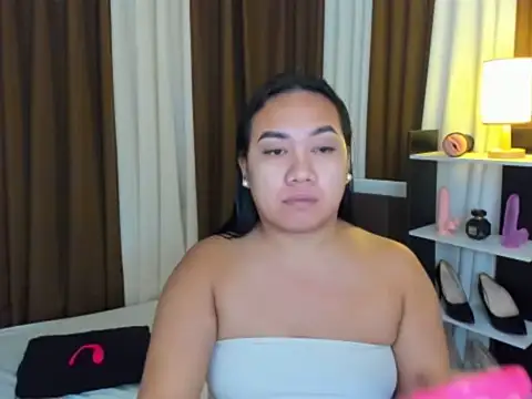 TsUncutKaren online show from October 27, 2025, 8:54 pm