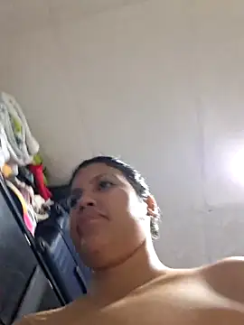 youblack2710 online show from September 24, 2025, 1:28 pm