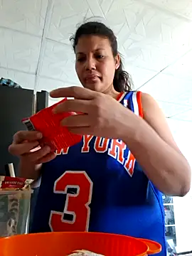 youblack2710 online show from September 17, 2025, 3:25 pm