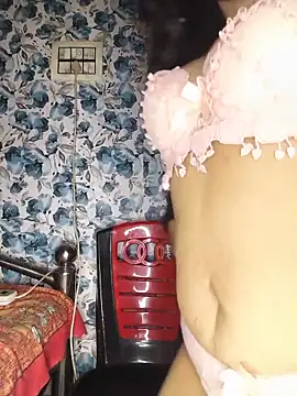 Snapshot of yours_sugar_babe chatting on June 8, 2026, 11:00 am yours sugar babe online show from June 8, 2026, 11:00 am