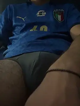 Snapshot of Ggscrotos chatting on September 11, 2025, 10:43 pm Ggscrotos online show from September 11, 2025, 10:43 pm