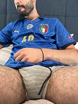 Snapshot of Ggscrotos chatting on October 8, 2025, 8:05 am Ggscrotos online show from October 8, 2025, 8:05 am