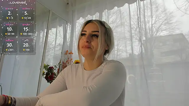 Ella Vee online show from March 15, 2026, 5:58 am