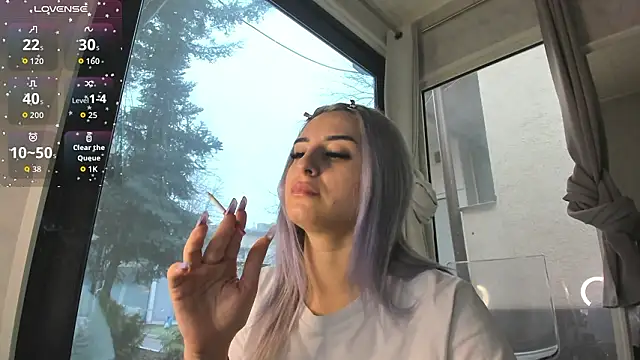 Snapshot of Ella_Vee chatting on February 14, 2026, 6:46 am Ella Vee online show from February 14, 2026, 6:46 am