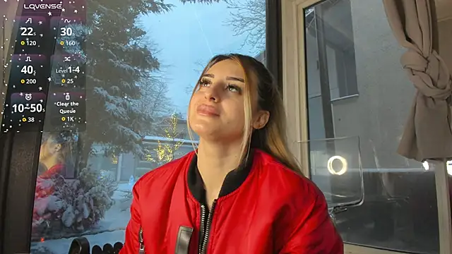 Snapshot of Ella_Vee chatting on January 11, 2026, 6:09 am Ella Vee online show from January 11, 2026, 6:09 am