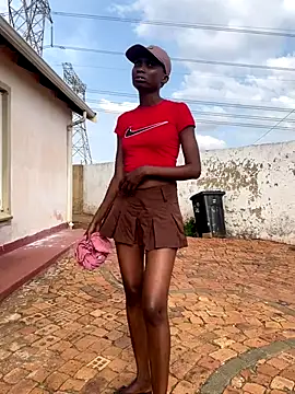 Snapshot of Melanin2002 chatting on November 14, 2025, 2:10 pm Melanin2002 online show from November 14, 2025, 2:10 pm