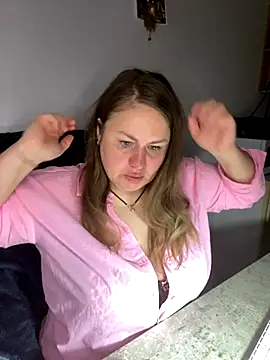 MartaXLove online show from September 25, 2025, 5:08 pm