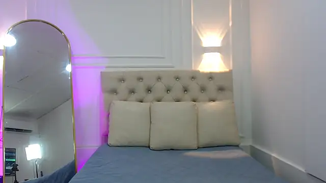 Snapshot of charlotte_dante212 chatting on December 1, 2025, 4:35 am charlotte dante212 online show from December 1, 2025, 4:35 am