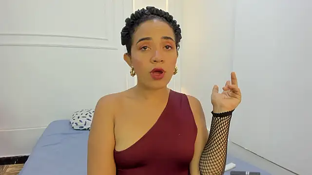 Snapshot of charlotte_dante212 chatting on March 6, 2026, 4:18 am charlotte dante212 online show from March 6, 2026, 4:18 am