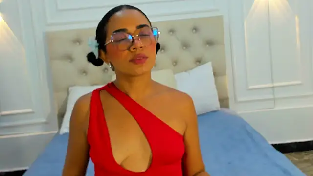 Snapshot of charlotte_dante212 chatting on September 23, 2025, 9:00 pm charlotte dante212 online show from September 23, 2025, 9:00 pm