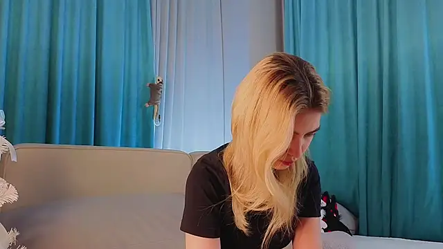 Snapshot of AngelicRice chatting on December 21, 2025, 11:12 am AngelicRice online show from December 21, 2025, 11:12 am