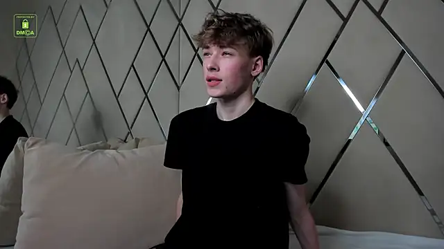 Snapshot of Kevin_Garsia chatting on September 27, 2025, 8:48 pm Kevin Garsia online show from September 27, 2025, 8:48 pm