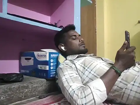 Snapshot of Tamilgud23 chatting on June 5, 2026, 6:52 am Tamilgud23 online show from June 5, 2026, 6:52 am