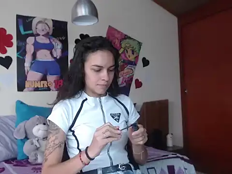 Skylovershot online show from December 20, 2025, 1:36 pm