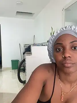 Snapshot of zaracollins01 chatting on November 7, 2025, 1:26 pm zaracollins01 online show from November 7, 2025, 1:26 pm