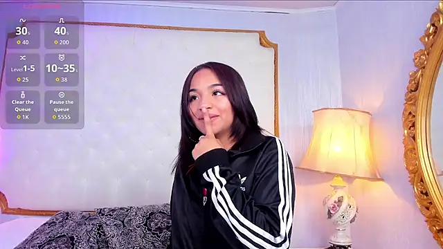 Snapshot of Manelyk_evanss_ chatting on November 19, 2025, 11:10 am Manelyk evanss online show from November 19, 2025, 11:10 am