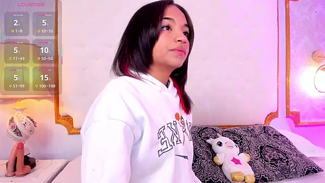 Snapshot of Manelyk_evanss_ chatting on September 22, 2025, 11:16 am Manelyk evanss online show from September 22, 2025, 11:16 am