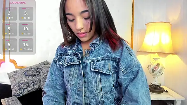 Snapshot of Manelyk_evanss_ chatting on October 18, 2025, 11:23 am Manelyk evanss online show from October 18, 2025, 11:23 am