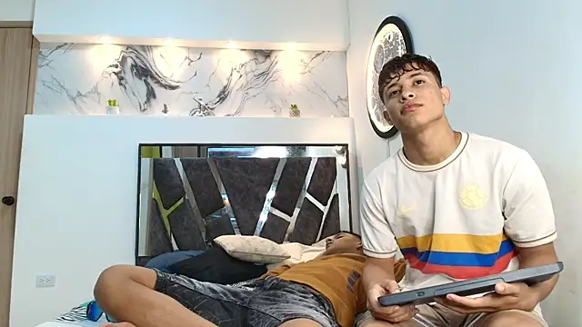 GRETTY BOYS online show from October 20, 2025, 7:09 am