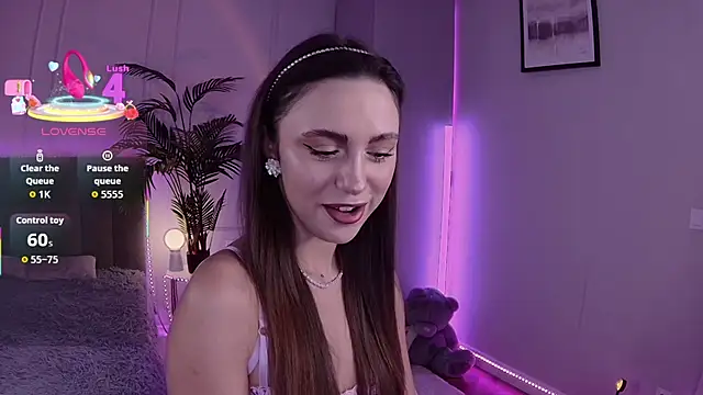 Snapshot of Leri_Star chatting on October 8, 2025, 7:47 pm Leri Star online show from October 8, 2025, 7:47 pm