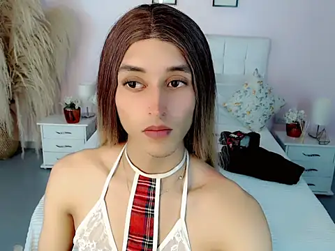 samantha bliss online show from October 27, 2025, 12:17 pm