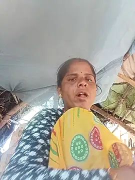 Snapshot of Sapna_cutt chatting on September 17, 2025, 5:53 am Sapna cutt online show from September 17, 2025, 5:53 am