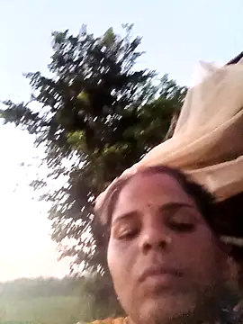 Snapshot of Sapna_cutt chatting on September 15, 2025, 1:11 pm Sapna cutt online show from September 15, 2025, 1:11 pm