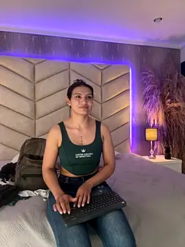 Snapshot of samiradoll chatting on September 27, 2025, 2:45 pm samiradoll online show from September 27, 2025, 2:45 pm