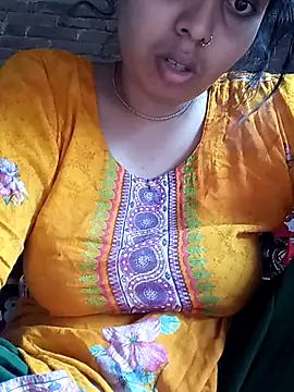 Cute Pagli online show from October 9, 2025, 7:31 am