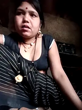Snapshot of Rashili_jaan chatting on May 7, 2026, 1:32 am Rashili jaan online show from May 7, 2026, 1:32 am