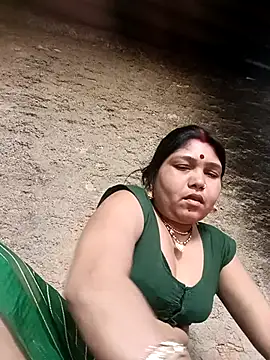 Snapshot of Rashili_jaan chatting on April 30, 2026, 2:40 am Rashili jaan online show from April 30, 2026, 2:40 am