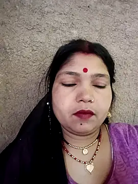 Snapshot of Rashili_jaan chatting on May 19, 2026, 12:48 am Rashili jaan online show from May 19, 2026, 12:48 am