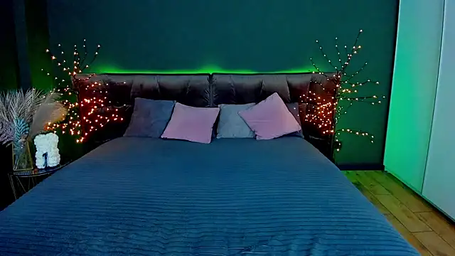 Snapshot of MilaAddams chatting on November 3, 2025, 6:40 am MilaAddams online show from November 3, 2025, 6:40 am