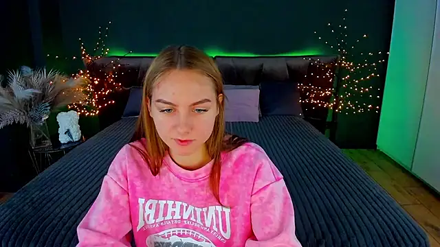 Snapshot of MilaAddams chatting on November 29, 2025, 7:08 am MilaAddams online show from November 29, 2025, 7:08 am